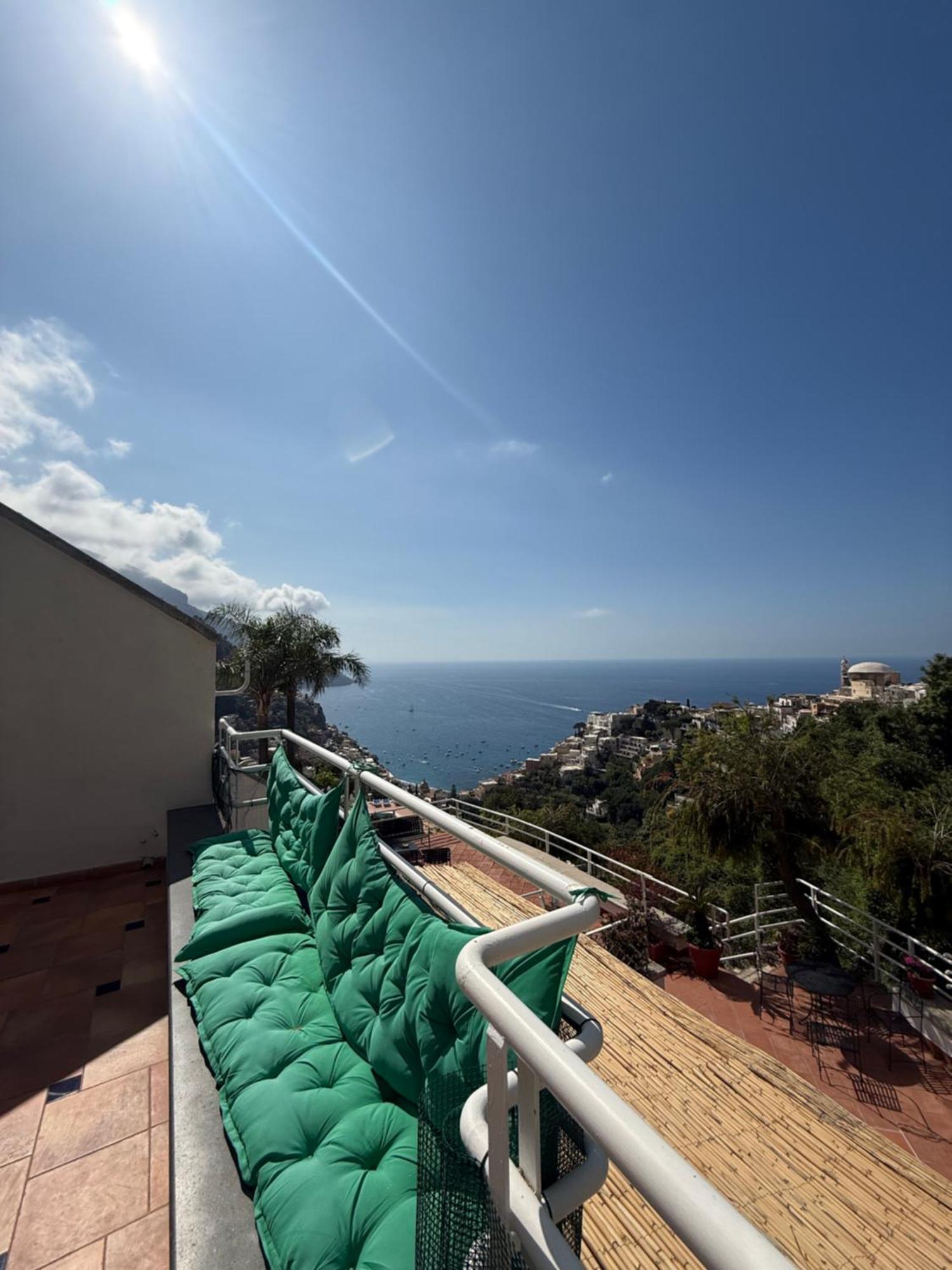 Venus Apartment Positano Eksteriør billede