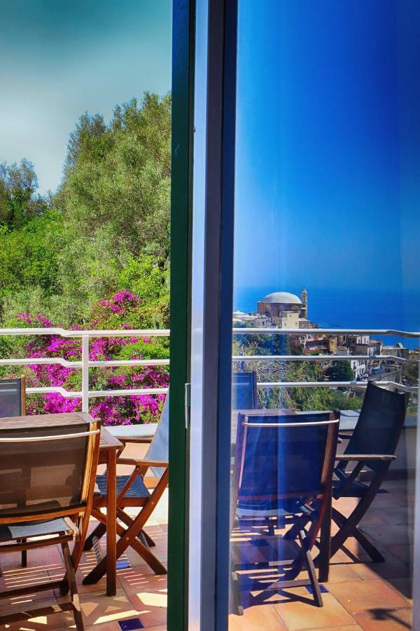 Venus Apartment Positano Eksteriør billede
